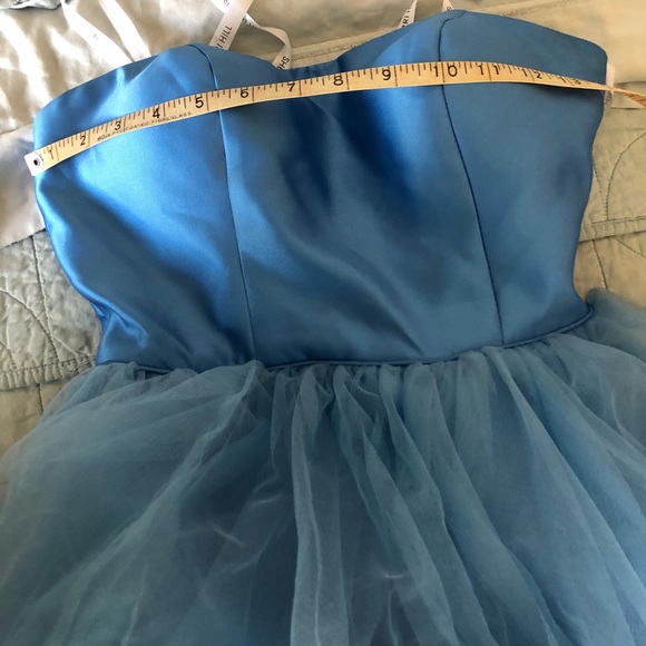 Sherri Hill - 52693 Strapless Ruffle Fringed Tulle Ball Gown Size 00 Unaltered - Picture 6 of 12